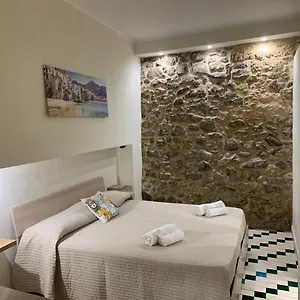 Vitrani's House Cefalù
